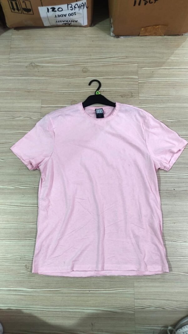 Pembe Tişört